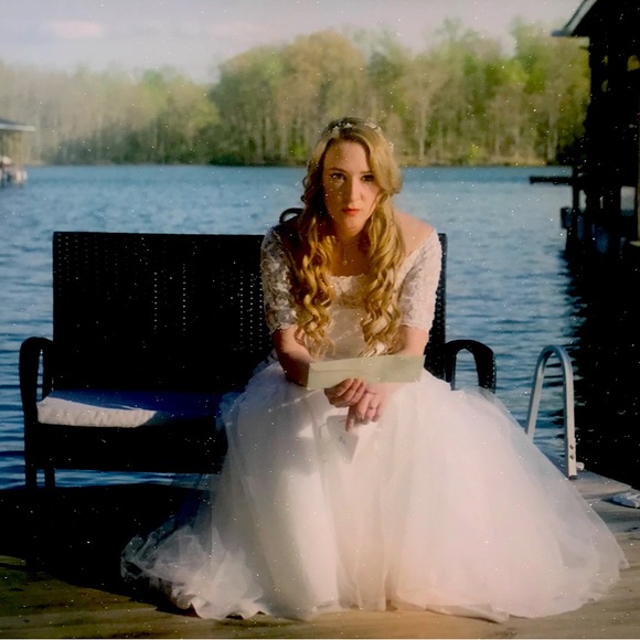 Wedding Dress! Great condition! easy used- Size 8. - Picture 1 of 10